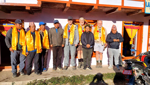 Community meeting in Bung